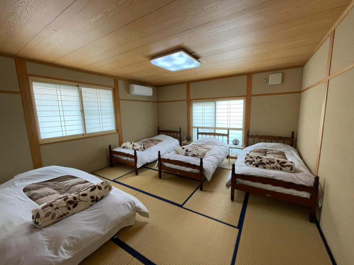 Hakuba Canadian Lodge Exteriör bild