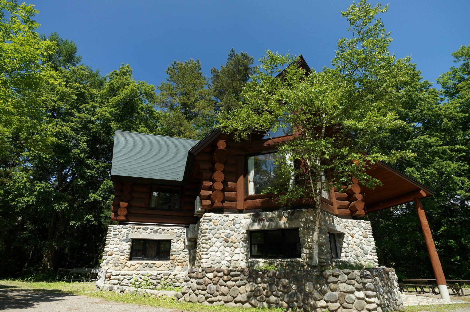 Hakuba Canadian Lodge Exteriör bild